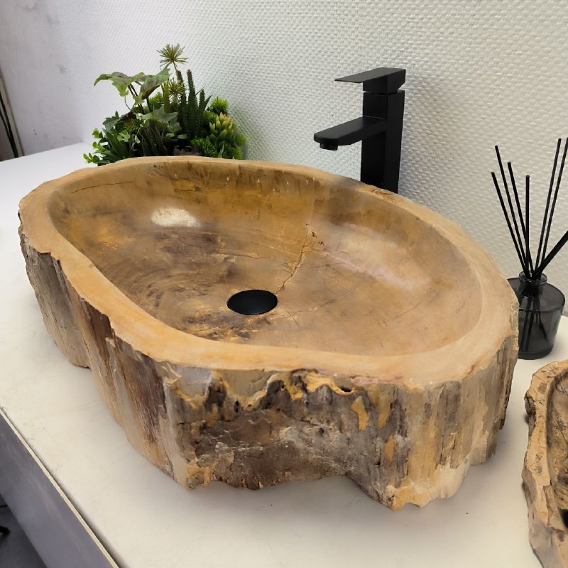 e5s0ke9lzo0y39x1ohuln9iw9331kwxd