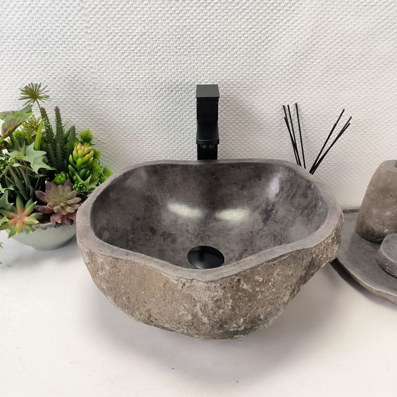 golun1b4xw101c0rinlyylhh31eur6rn