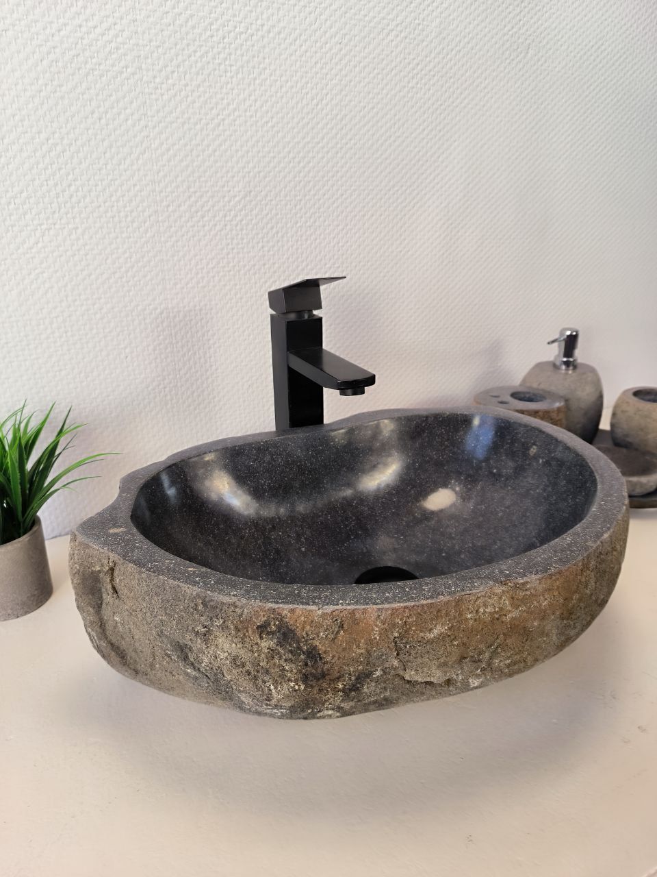 Раковина из речного камня RS-65967 50х34х15 из натурального камня