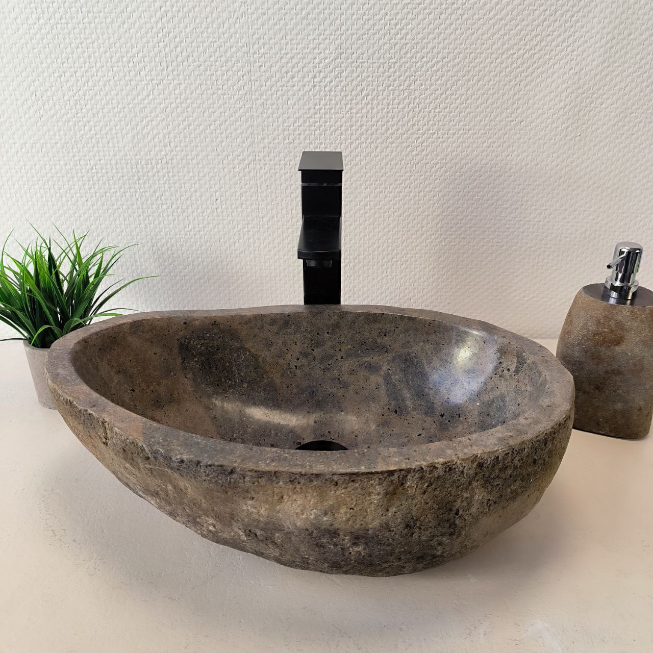 photo_2025-06-17_10-51-56