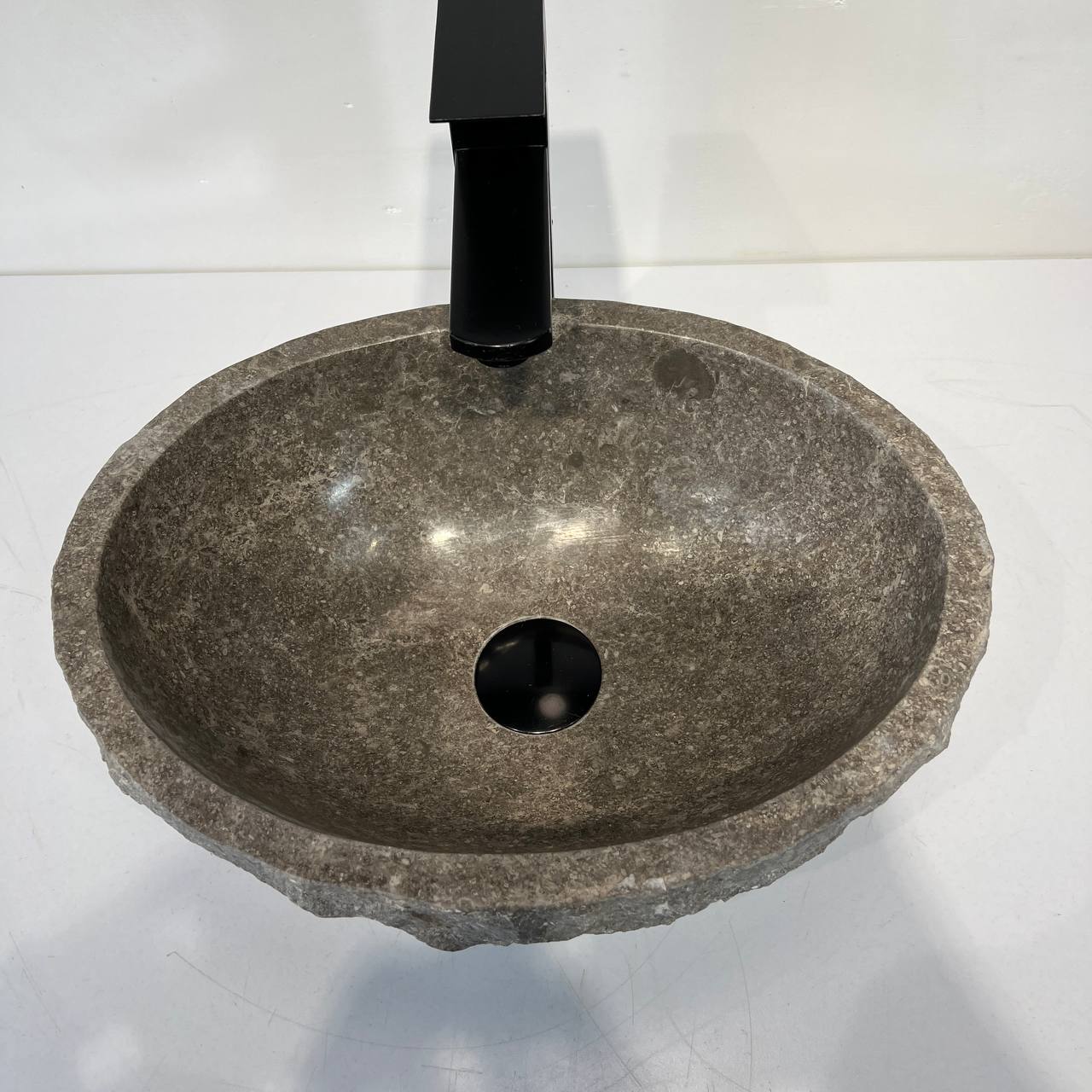 Раковина из мрамора Erozy Grey EM-67042 39*30*14 из натурального камня