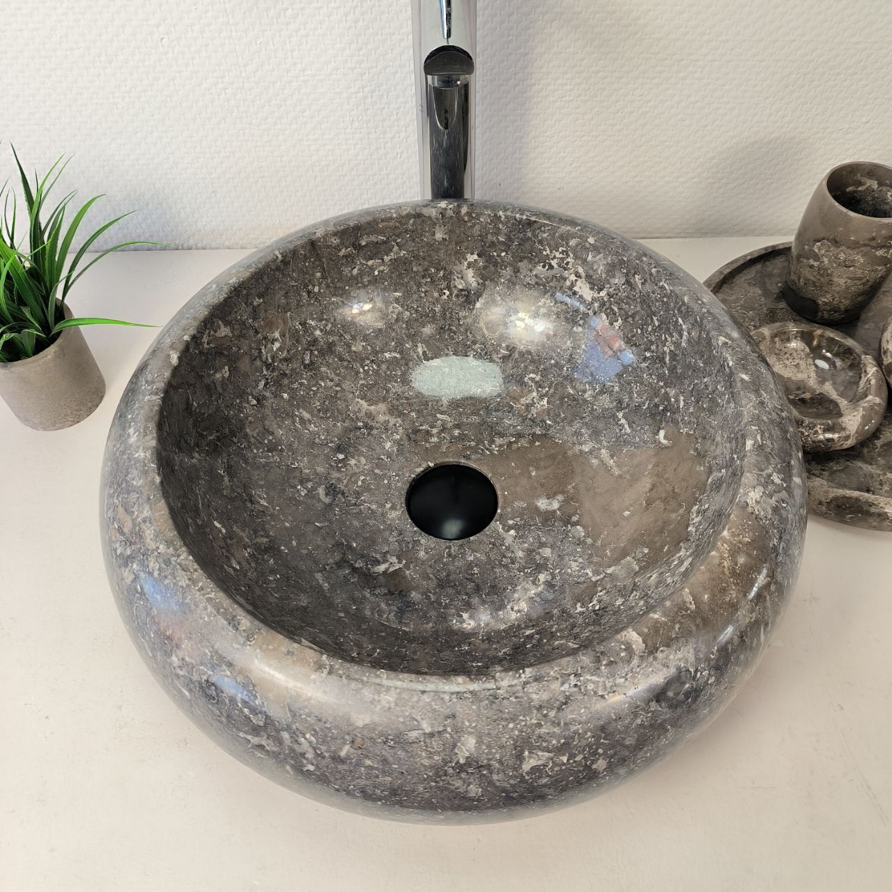Раковина из мрамора Donut Grey DM-66091 45х45х15 из натурального камня
