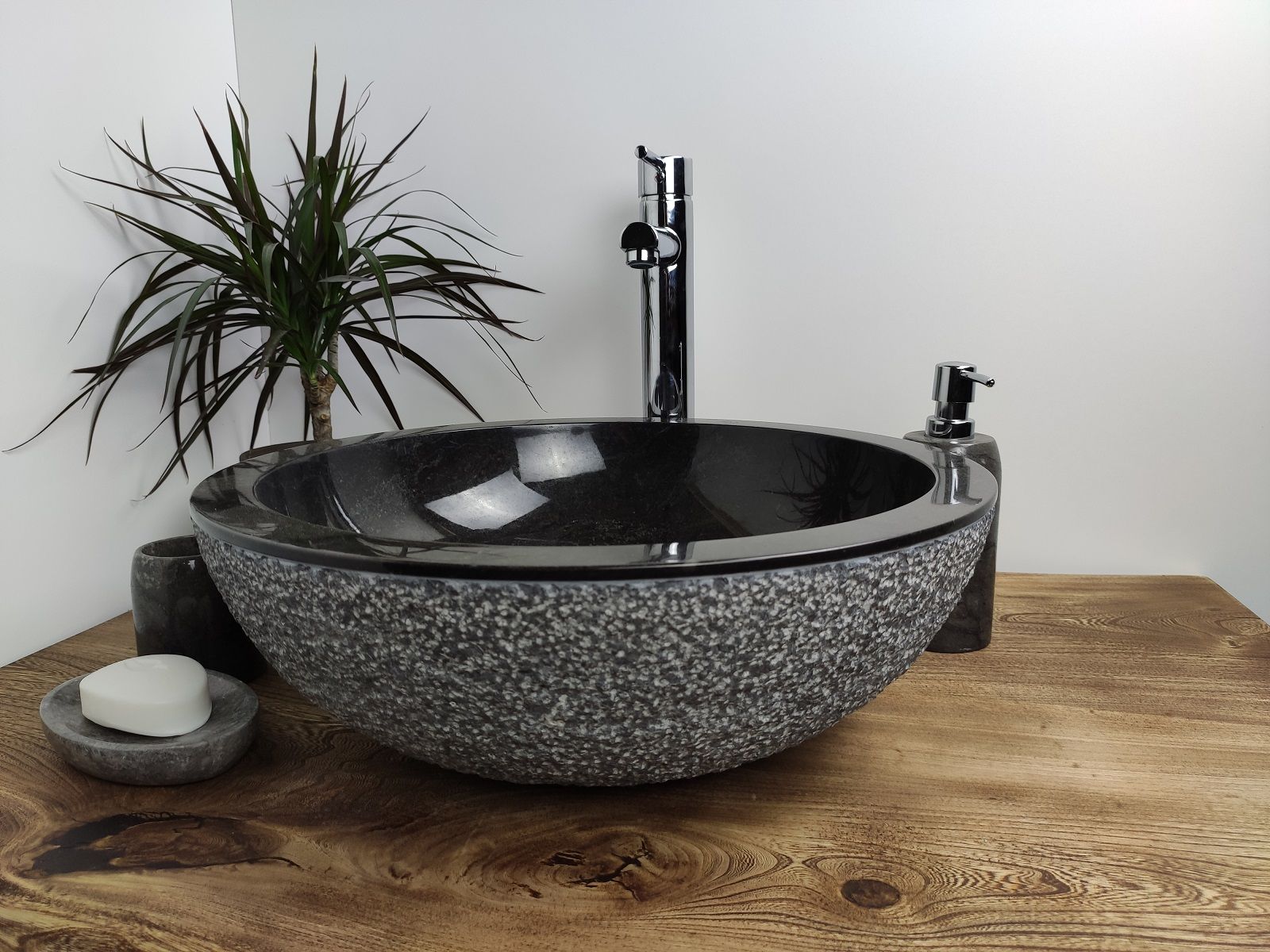 Раковина из мрамора Bowl Dotted Black BM-60027 45*45*17 из натурального камня