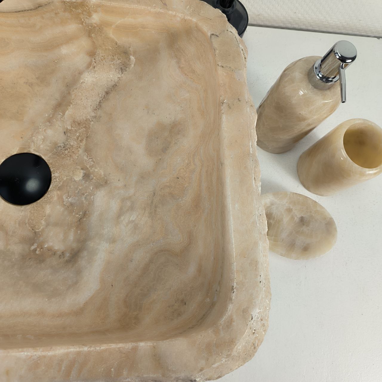 6bpuhbwvg0x5ipq05h4qa0ui9ti8oc3r