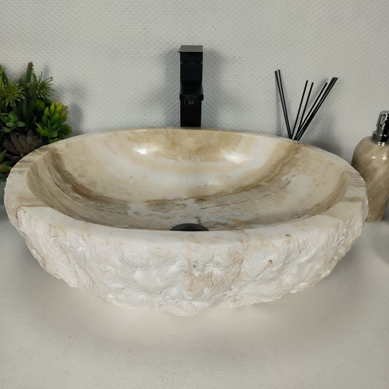 c8n2uff0fochxufbw4po5bm9vsionos3