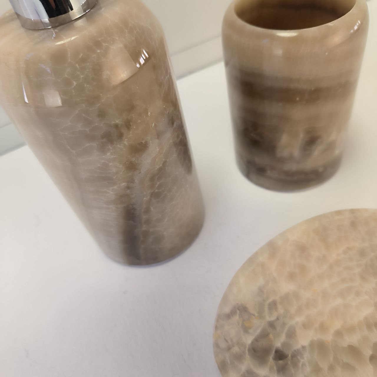 r1s5wkd16yym41m7w5og92goz0be4d6h