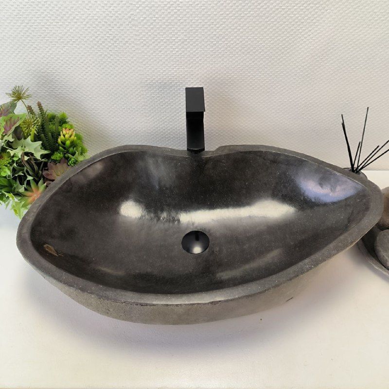 Раковина из речного камня RS-63543 (75*44*16) из натурального камня