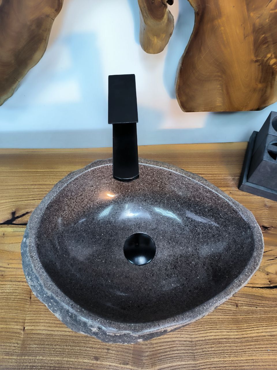Раковина из речного камня RS-66757 42х31х15 из натурального камня