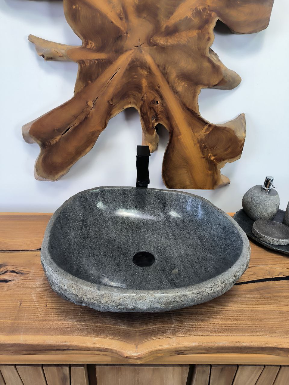 4ddb4141-f6ac-4a5a-9b9a-3bd0a99ee336