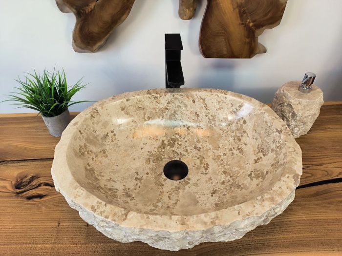 photo_2025-05-16_11-51-18