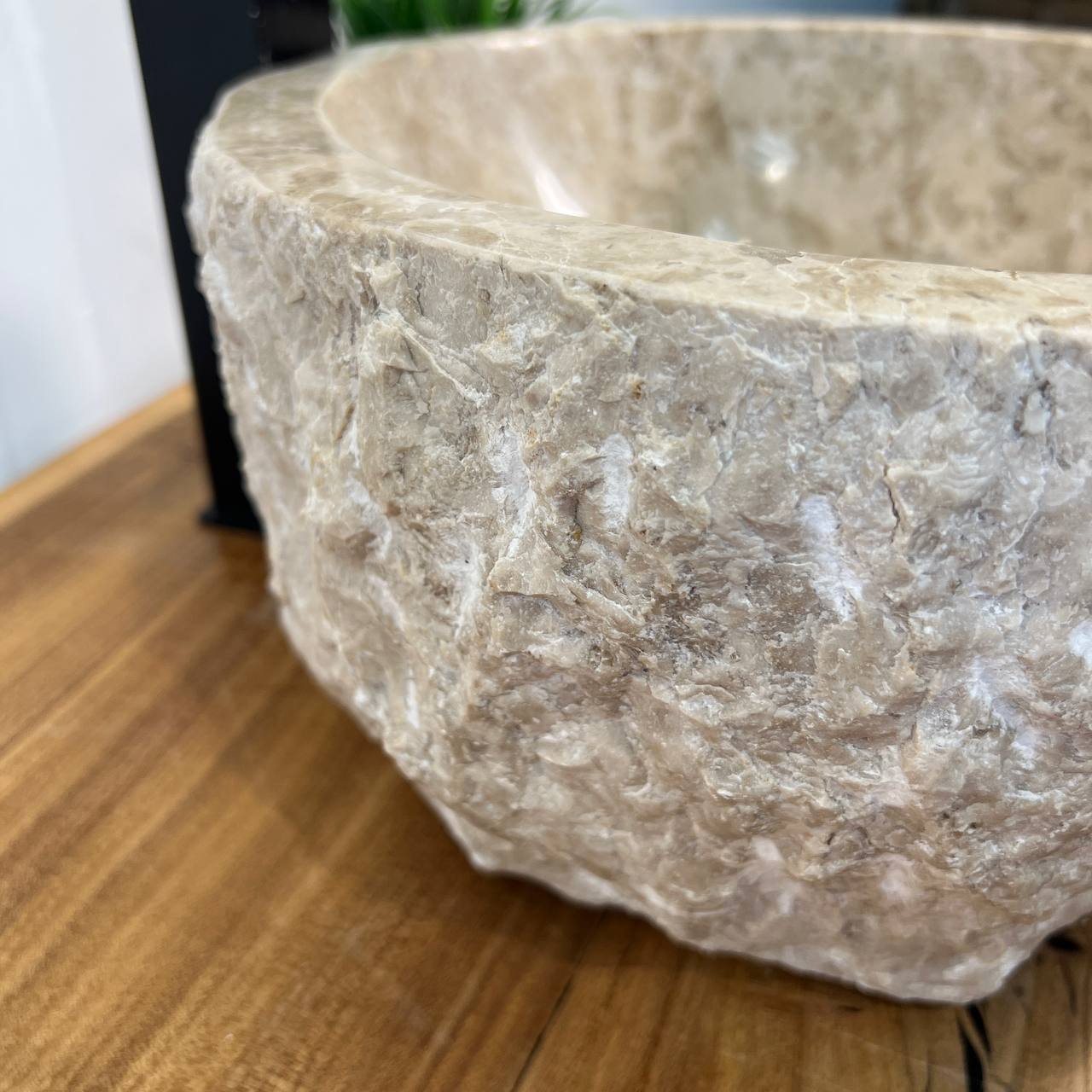 Раковина из мрамора Erozy Cream EM-66999 36*30*15 из натурального камня