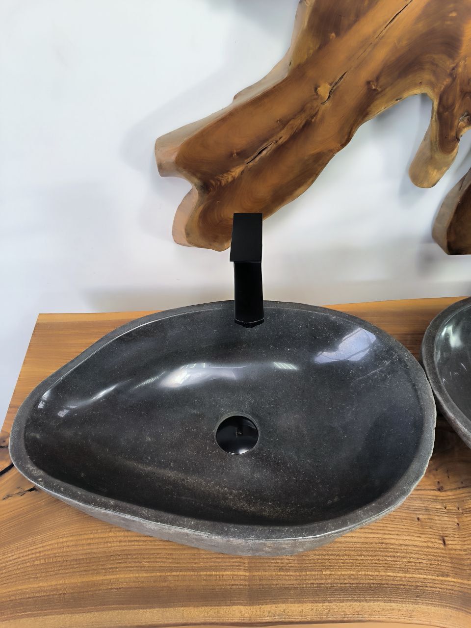 Раковина из речного камня ПАРА! RS-66629 57х35х15 из натурального камня