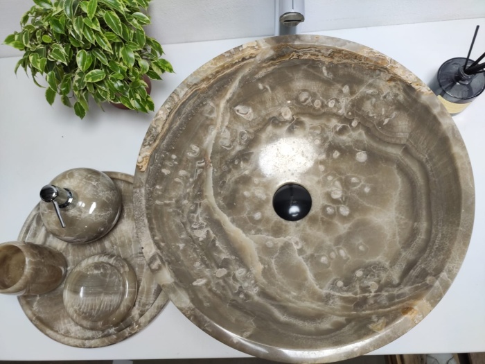 mmhek7cc80sinzk3o14vg2lvpba5qp1e