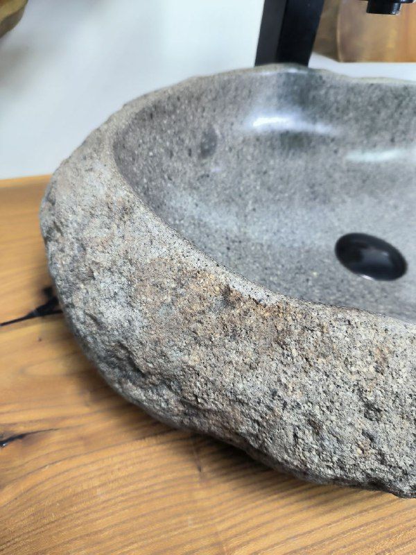 Раковина из речного камня RS-66405 54х37х14 из натурального камня