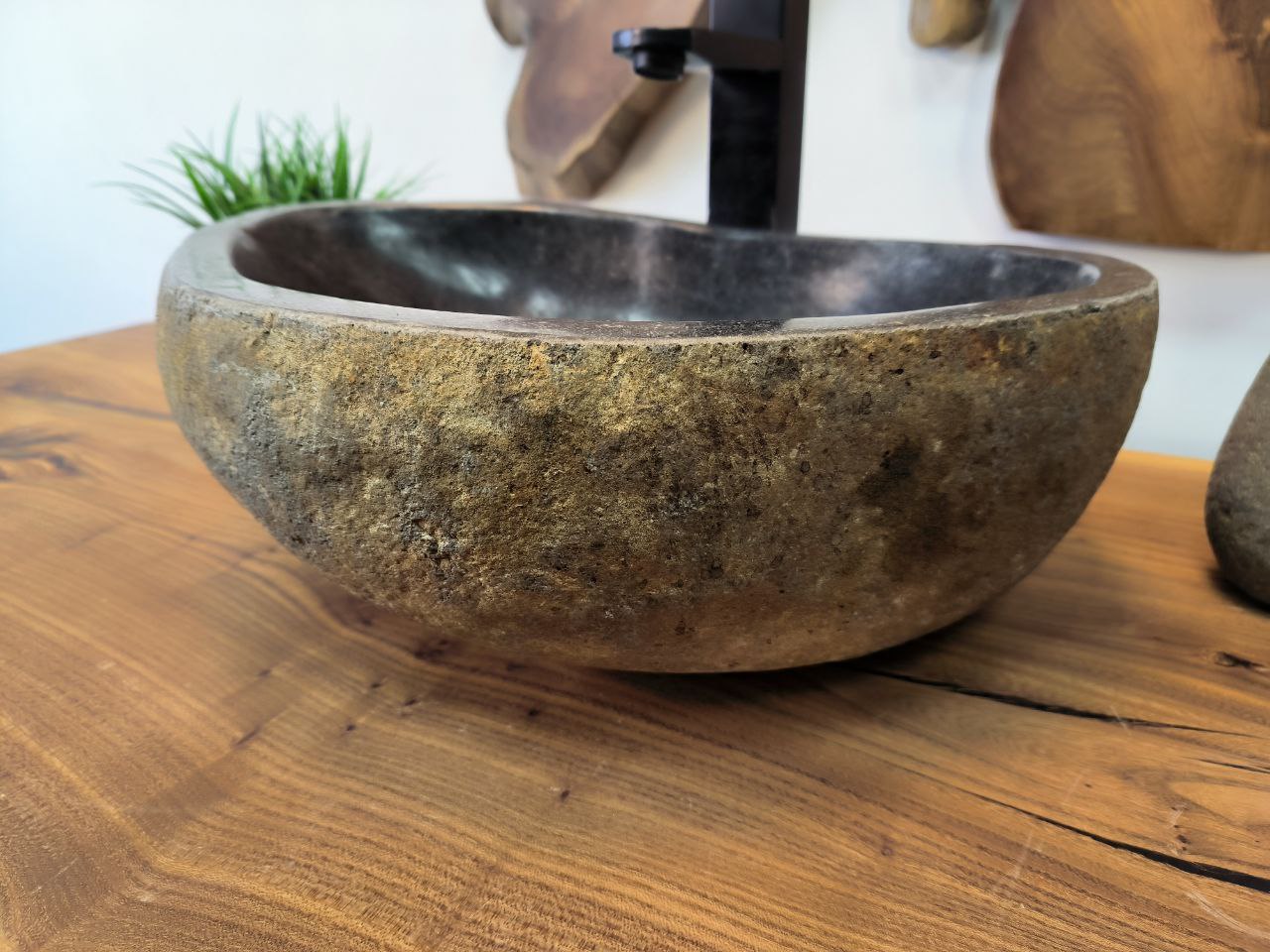 photo_2025-05-16_10-39-59