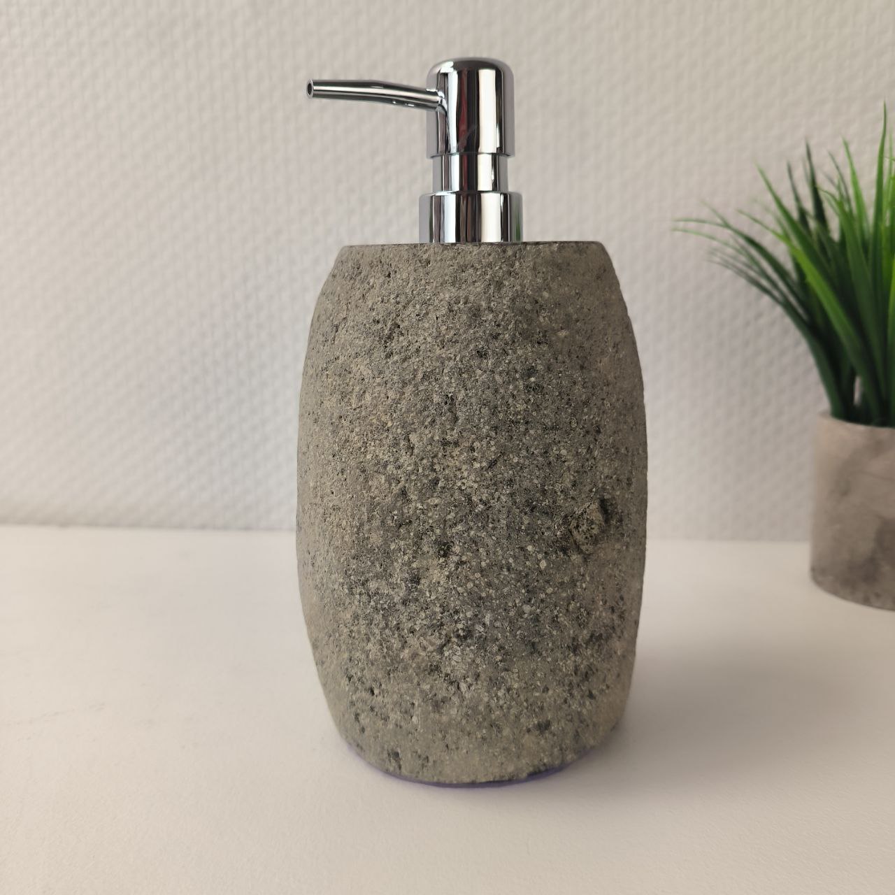 j6c81hfkw2m1i3xfbl9dxs9yi6b2qt8q