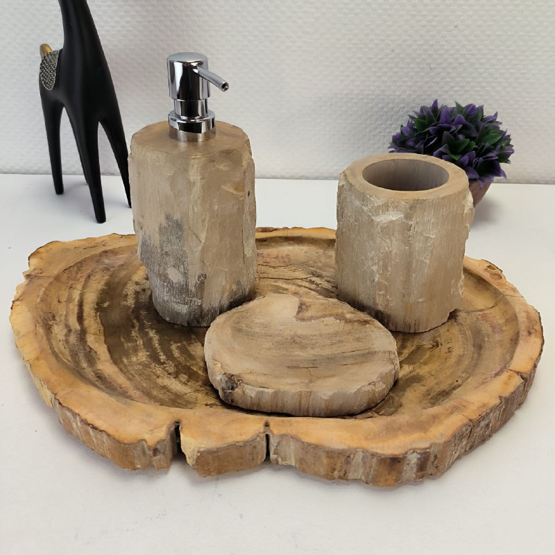 5siof6lv0cr7eh0m3acz1n1slg8h3txq