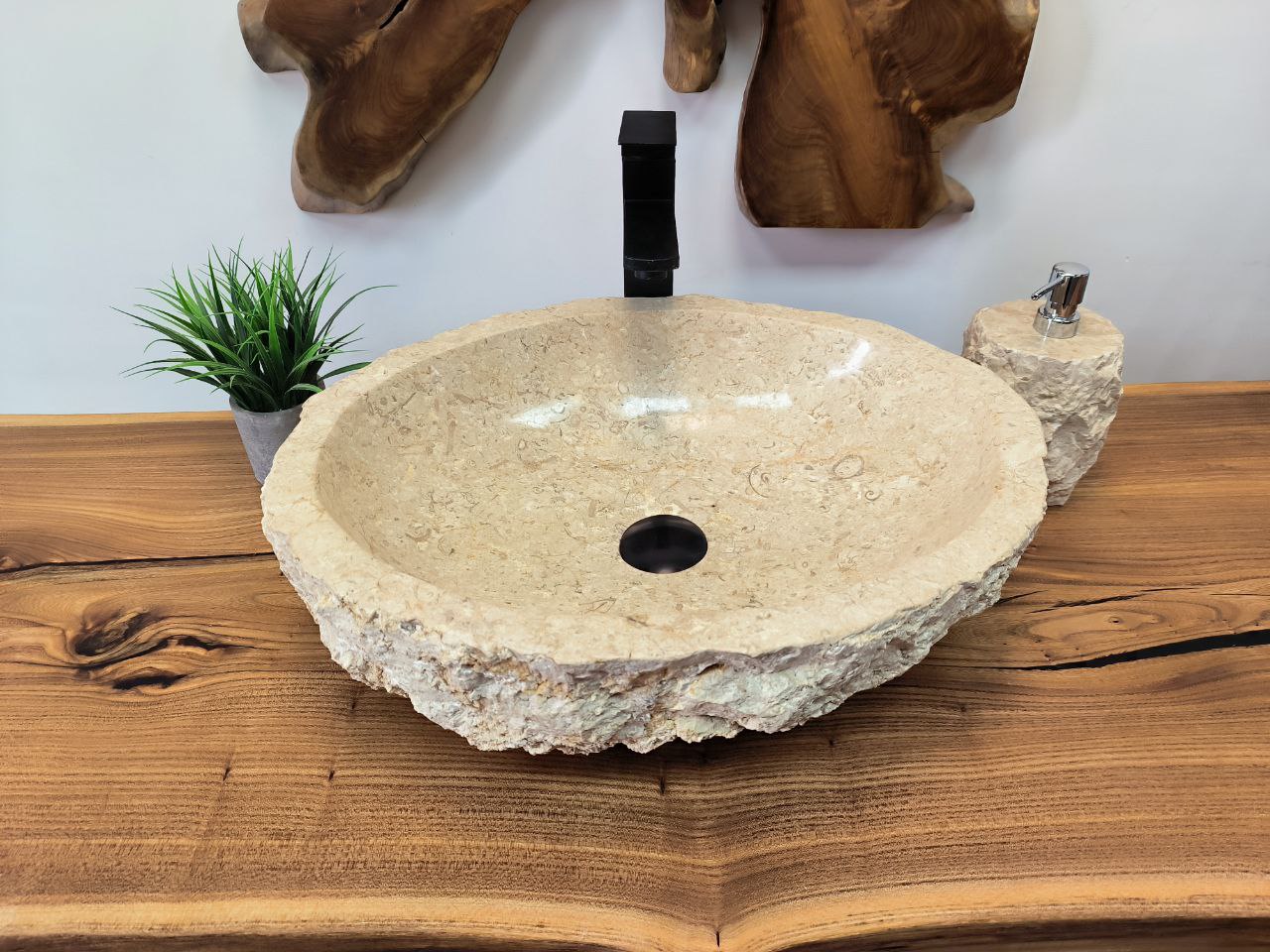 photo_2025-05-14_14-12-00