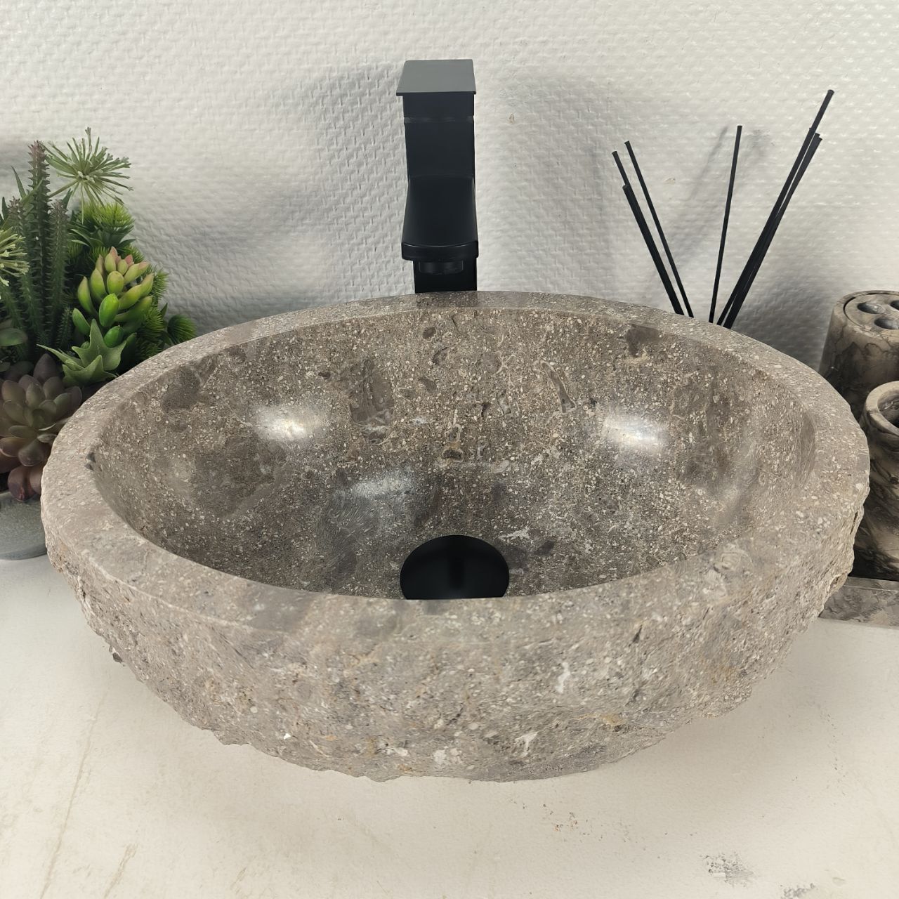 Раковина из мрамора Erozy Grey EM-64640 42*32*16 из натурального камня