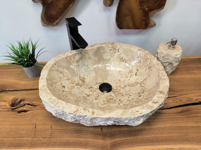 photo_2025-05-14_12-03-10