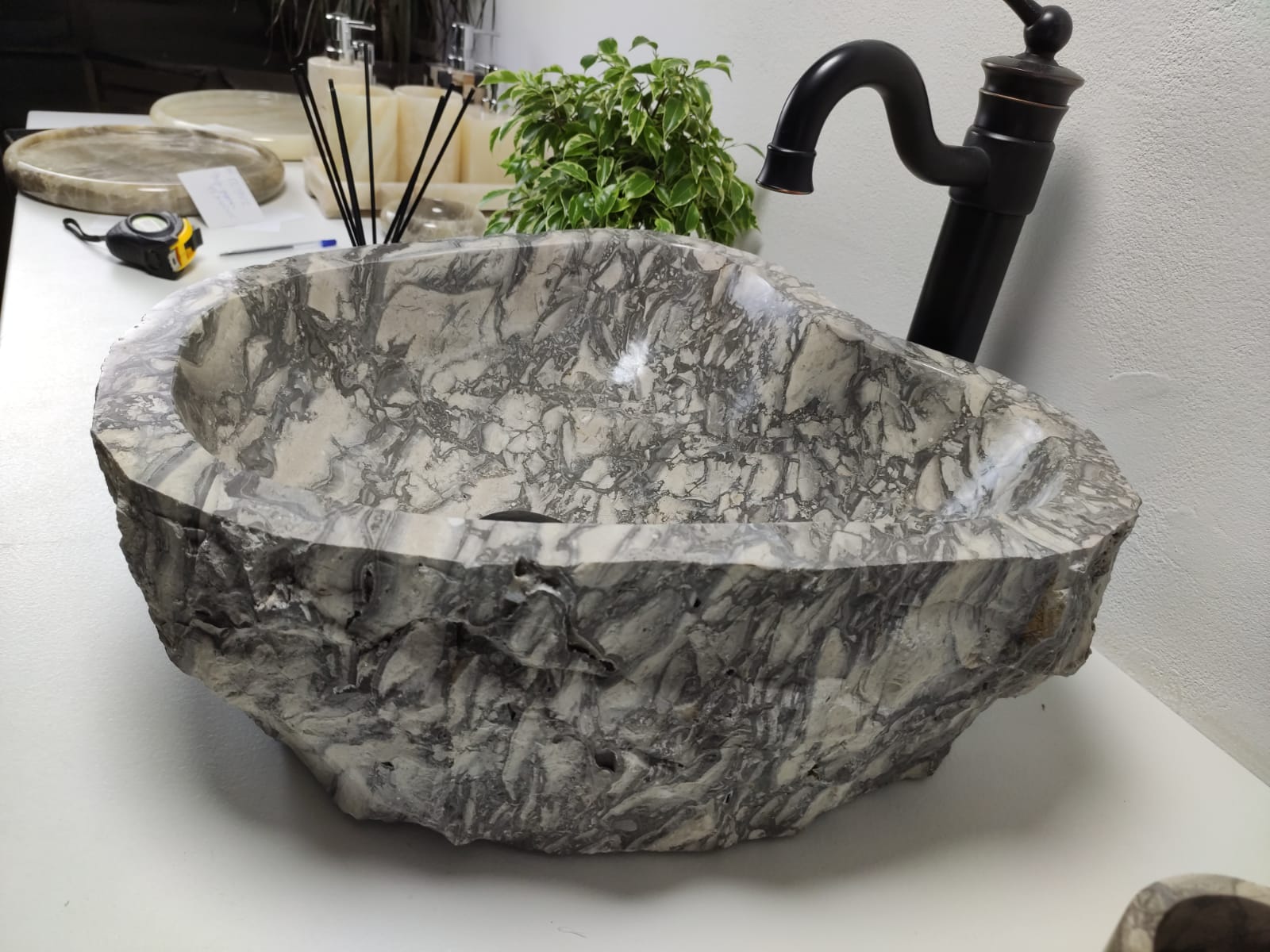 e1nhm9ezner2iesbwxgb7qi27mak87mi