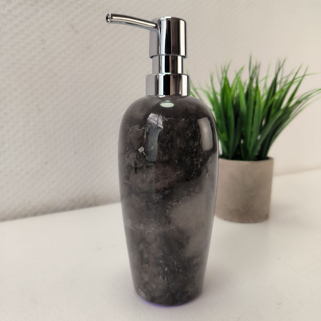 sl1d6wthunse82lhre9rnv6gul83079l