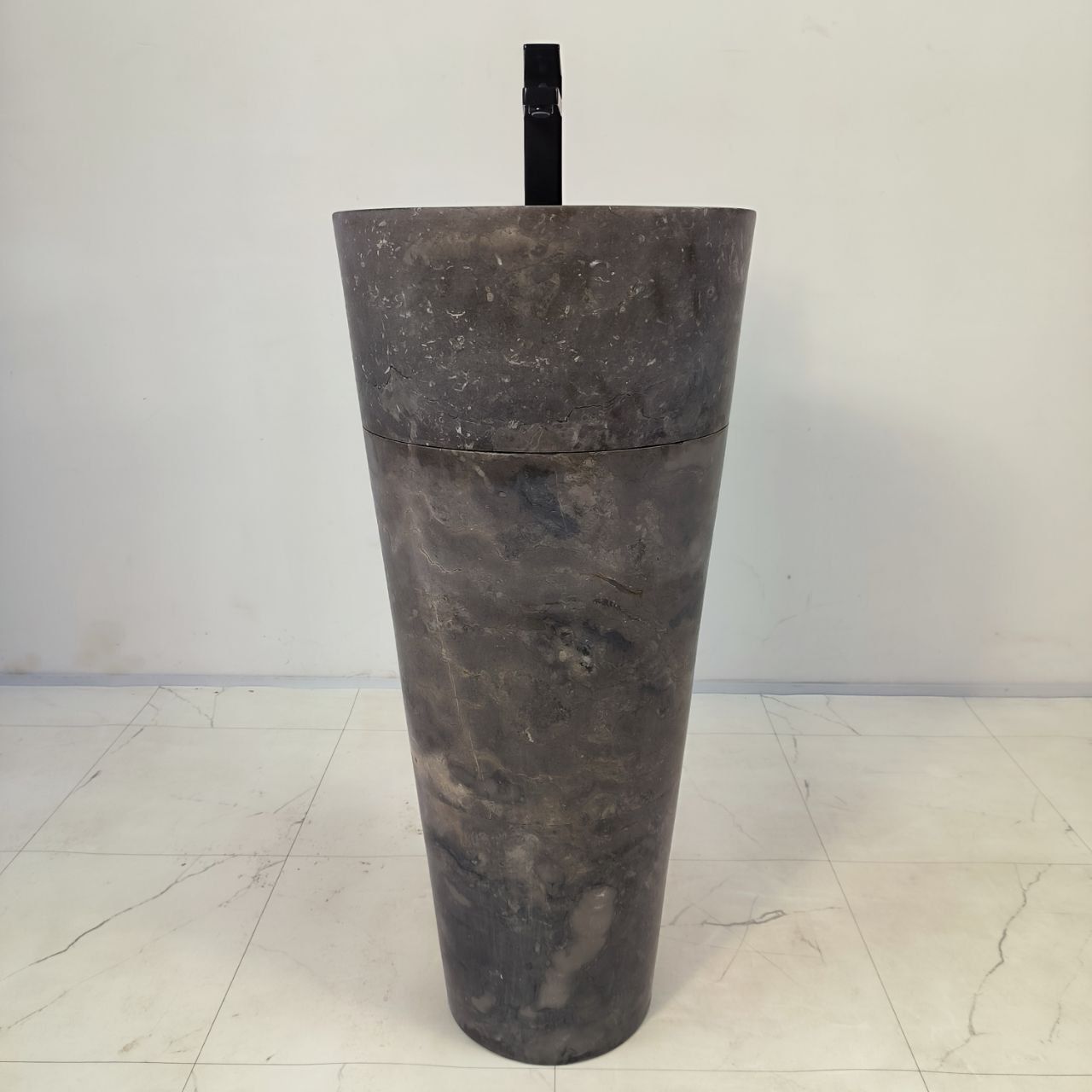 Раковина напольная из мрамора Black MN-66120 (40*40*90)