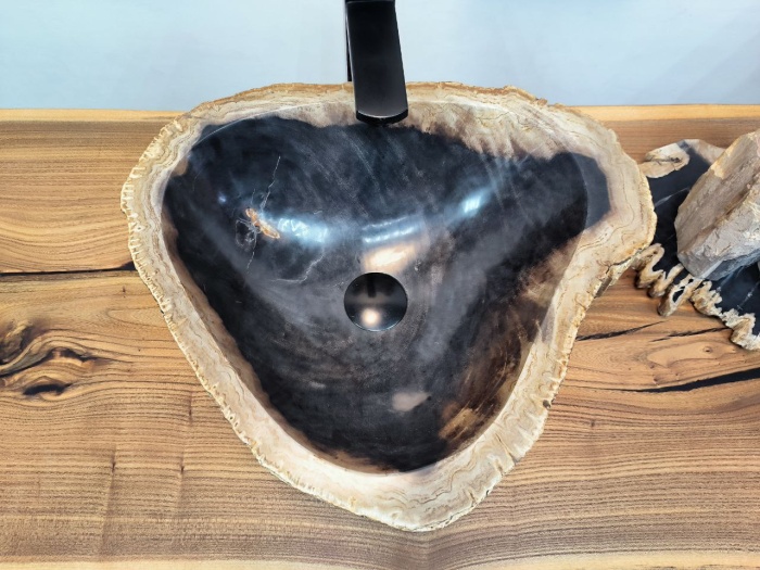 photo_2025-05-14_10-35-37