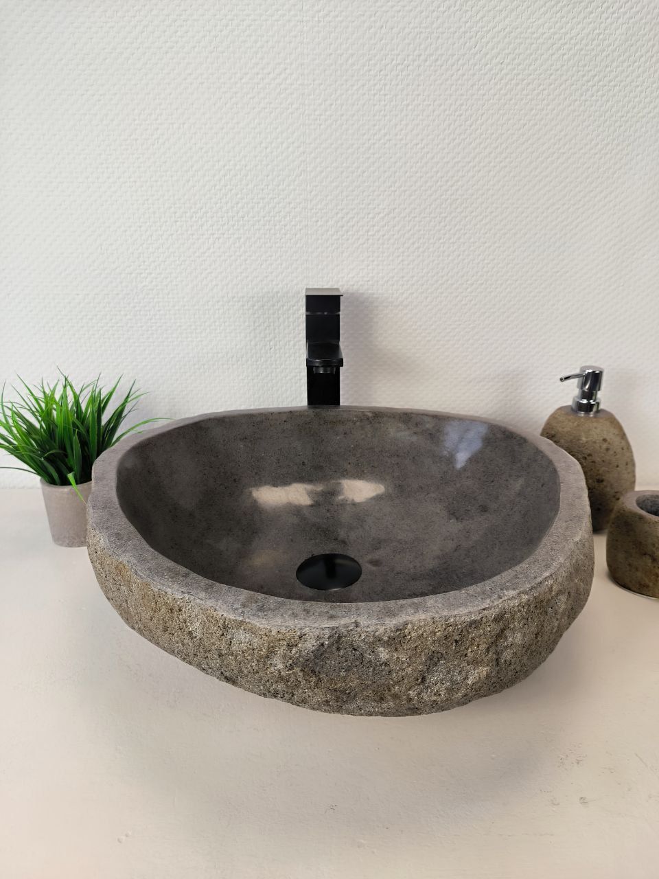 Раковина из речного камня RS-65996 48х46х15 из натурального камня