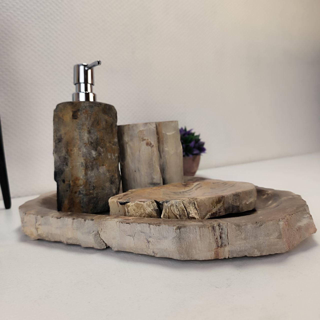 b6g689n8vjxl0t8kbet7pitjr9n05md4