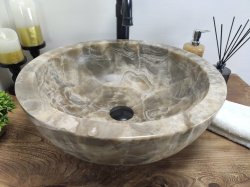 0be30219e4f4c0c5c9cde1b7d8d6d591