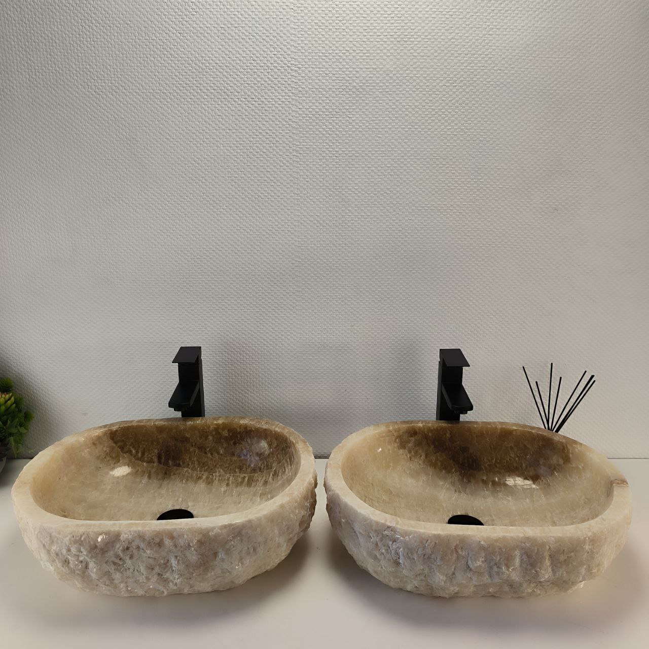 qa20n7zz48zf4rc8k02v2cyhtgivpd7o