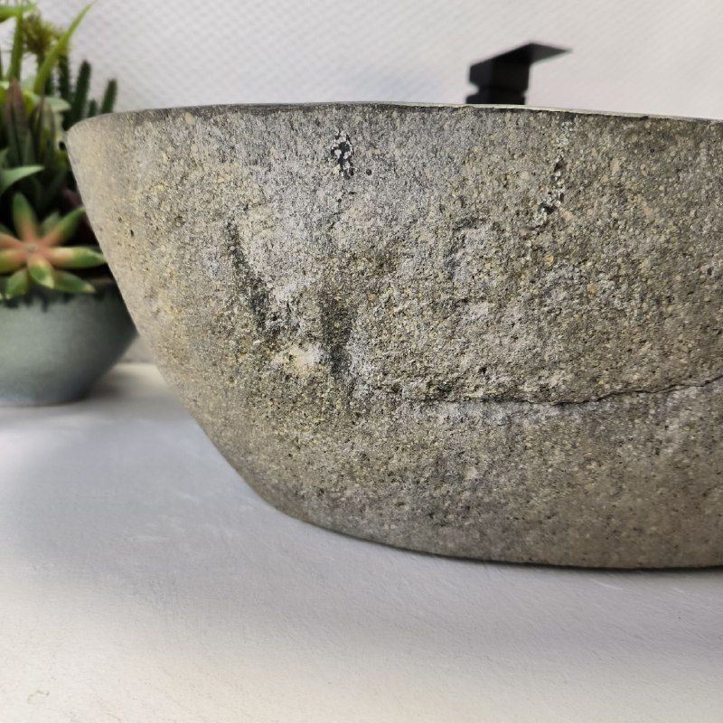 Раковина из речного камня RS-63543 (75*44*16) из натурального камня