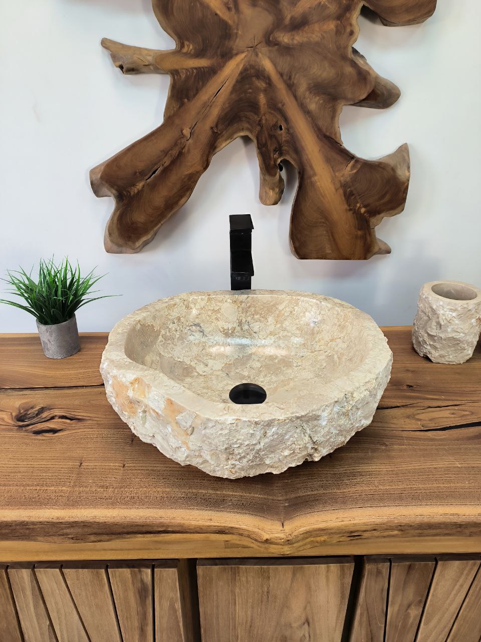 photo_2025-05-17_10-03-04