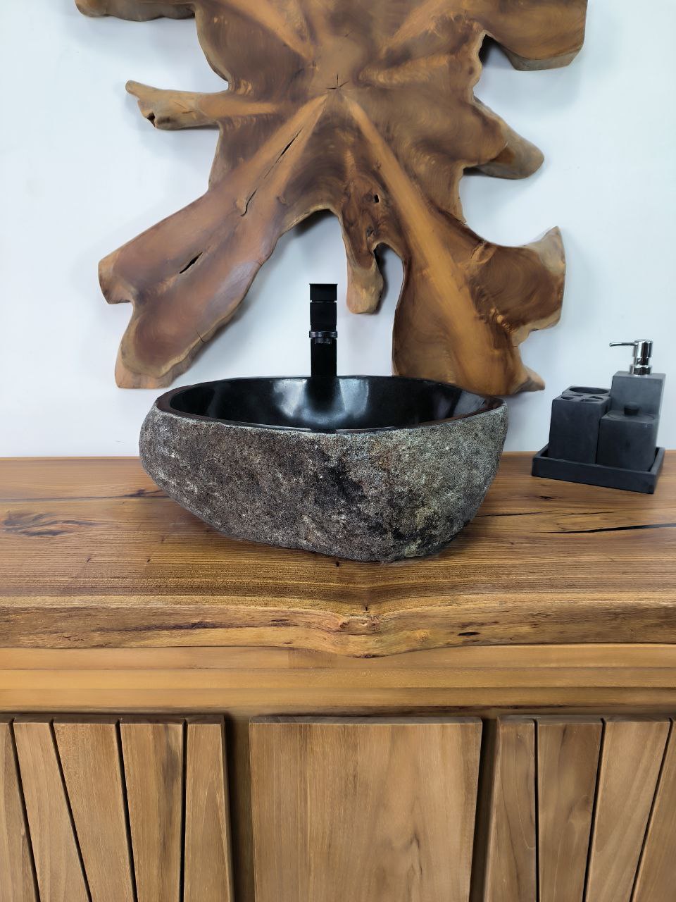 1e8550da-1b65-4024-a2ef-e03804d55f6a