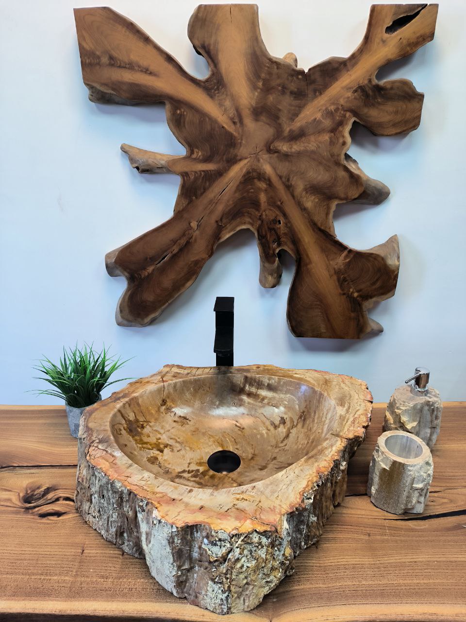 photo_2025-05-15_09-36-56