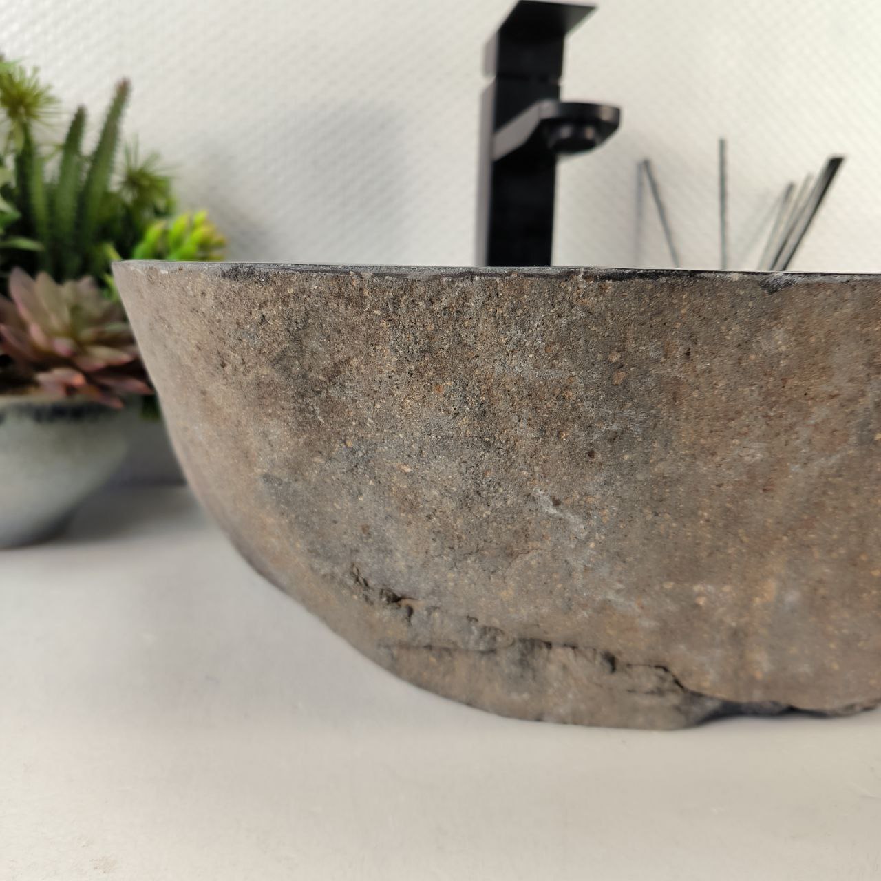 photo_2024-05-03_18-00-16