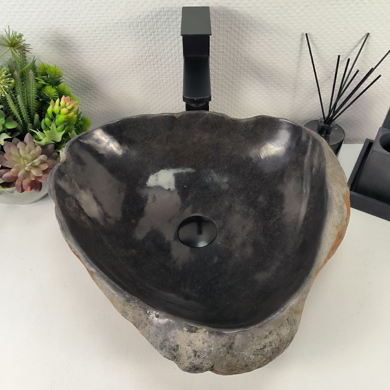 Раковина из речного камня RS-64897 47*43*14 из натурального камня