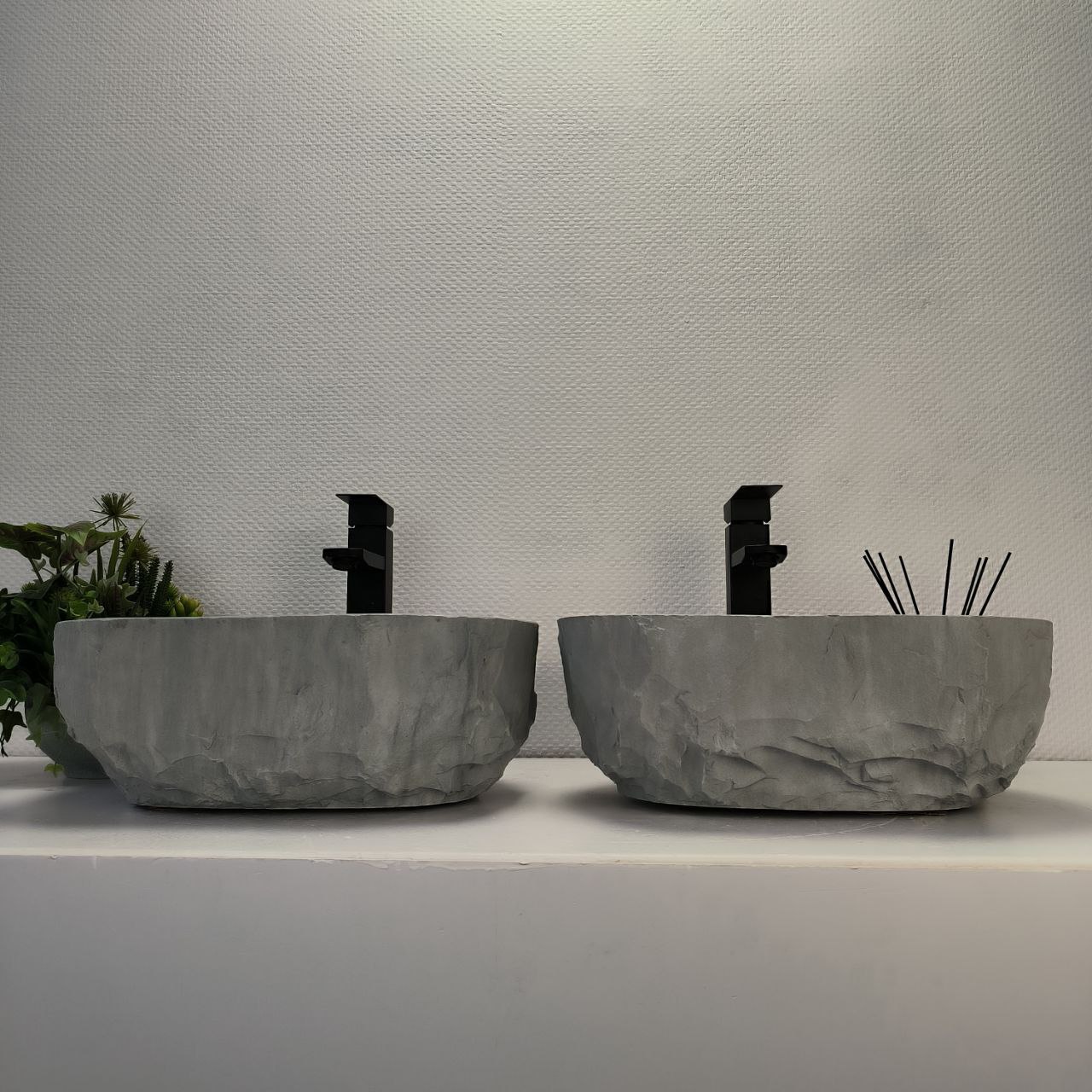 6kmi2jxipi515b7rc7m9cj20aateje5u