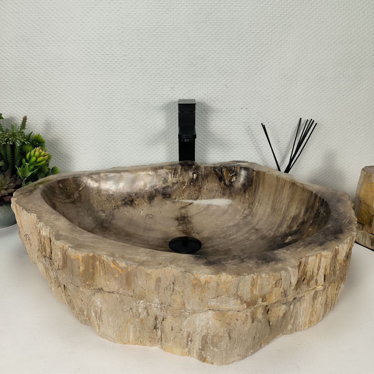 jrsjxm8m7nt6mcrm2ycbnqqkuavaa2mm