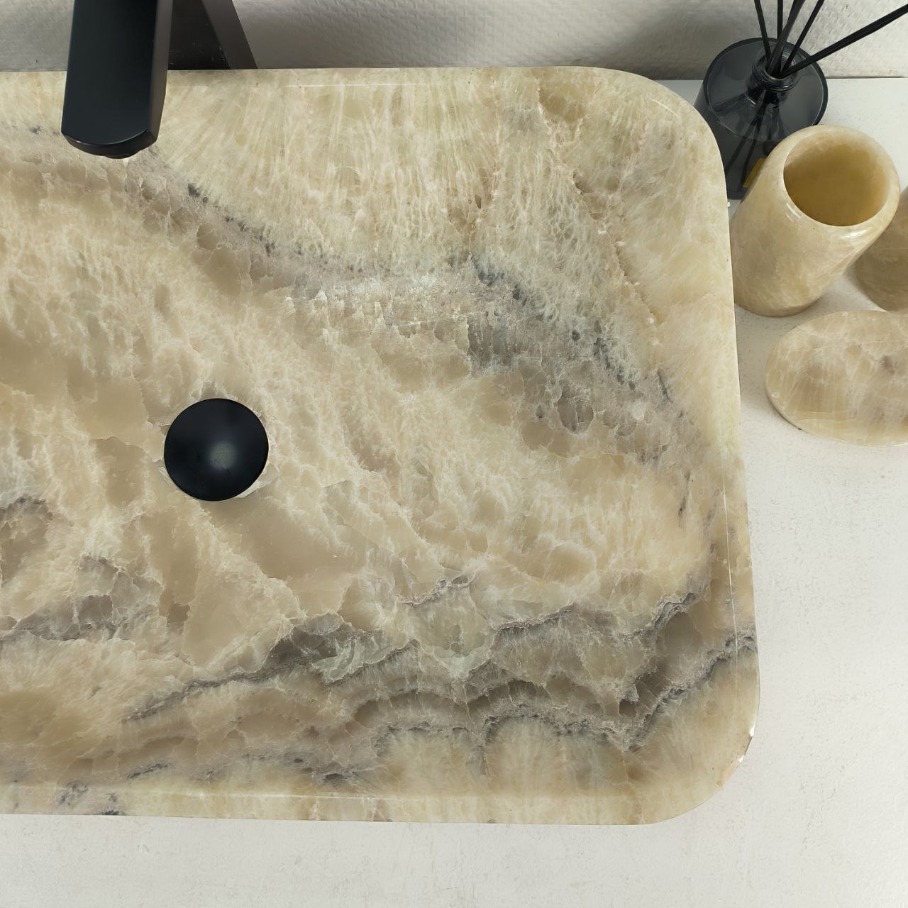 bg3mq0fij0c5atebjazj9na63er53oxy