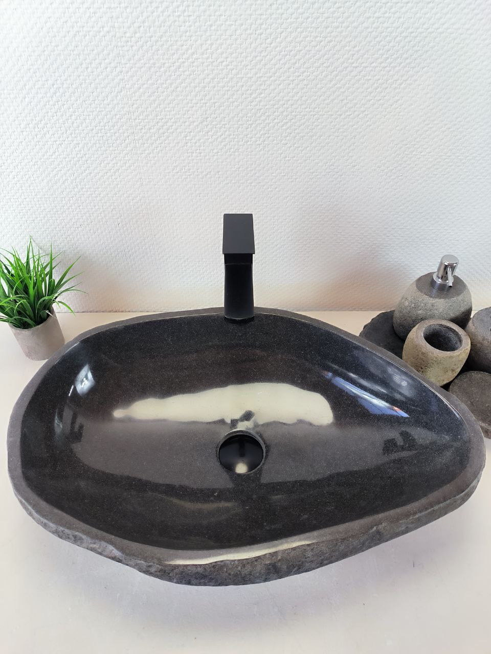 5e97a033-d386-437a-b65a-245463adad25