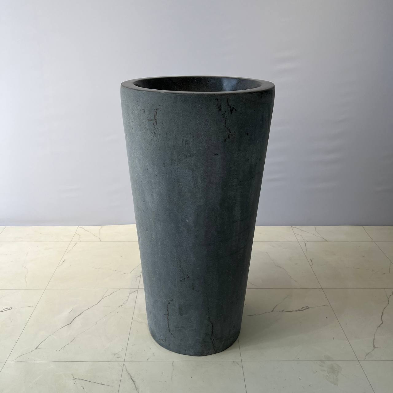 Раковина напольная из речного камня RN-67057 46х46х90 из натурального камня