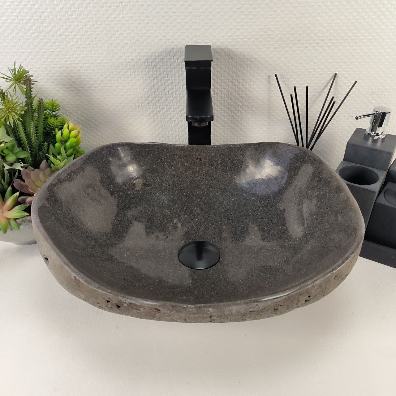 Раковина из речного камня RS-64894 44*37*15 из натурального камня