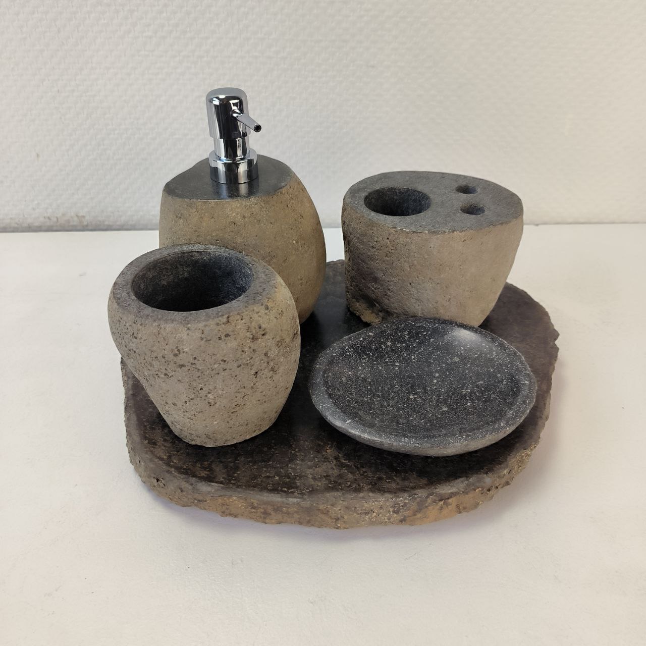 nnbqfencqo1hd6np6ae3g87h3j2dek94