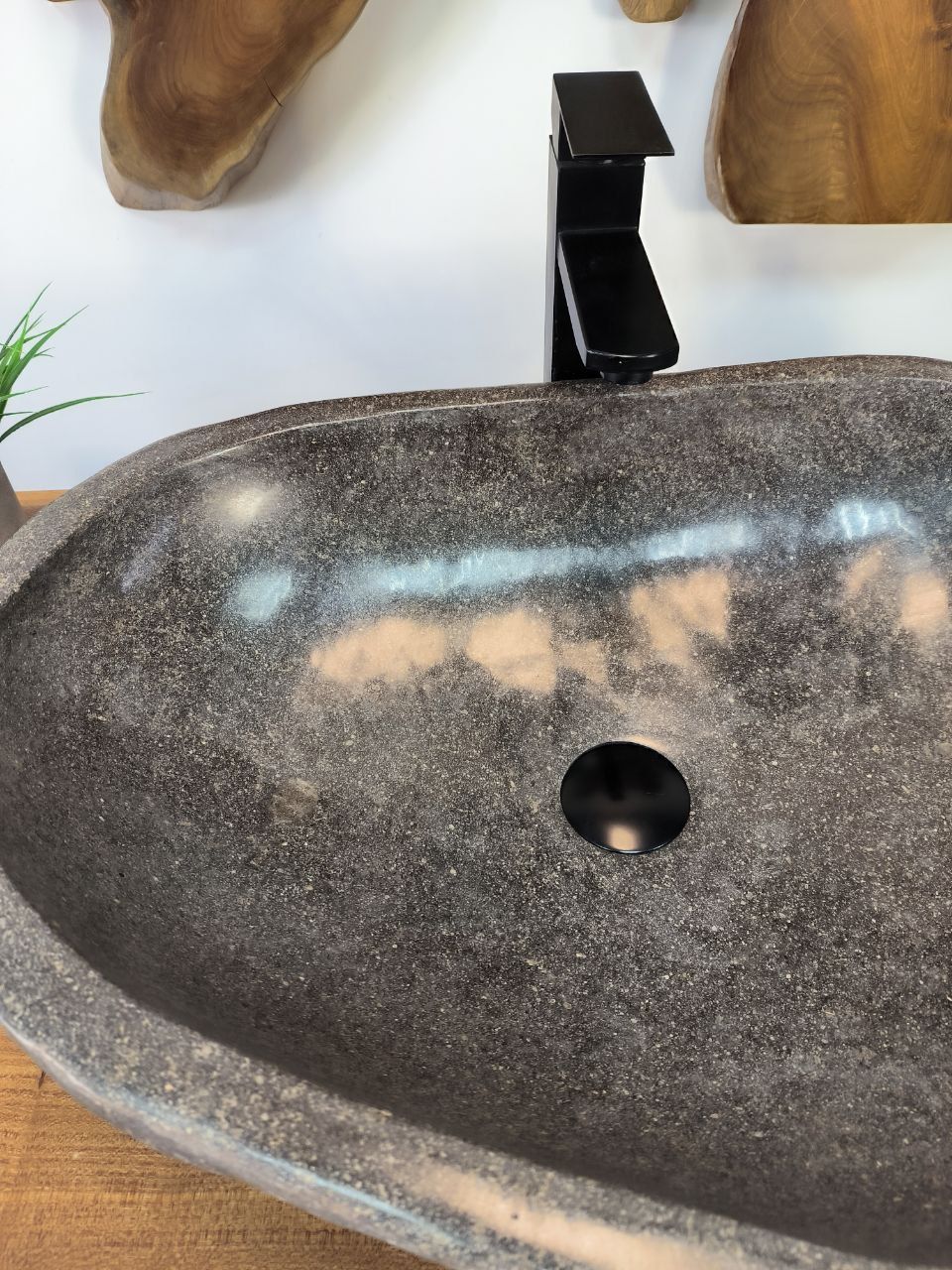 Раковина из речного камня RS-65815 60х45х15 из натурального камня