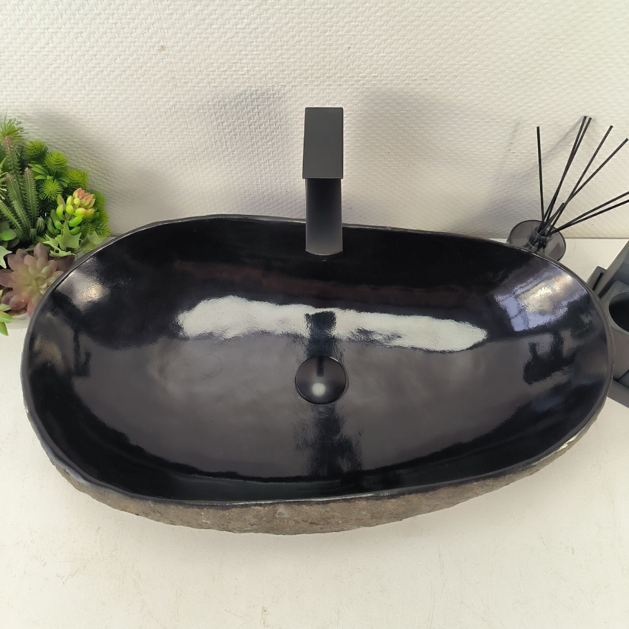 Раковина из речного камня RS-65050 68*38*15 из натурального камня