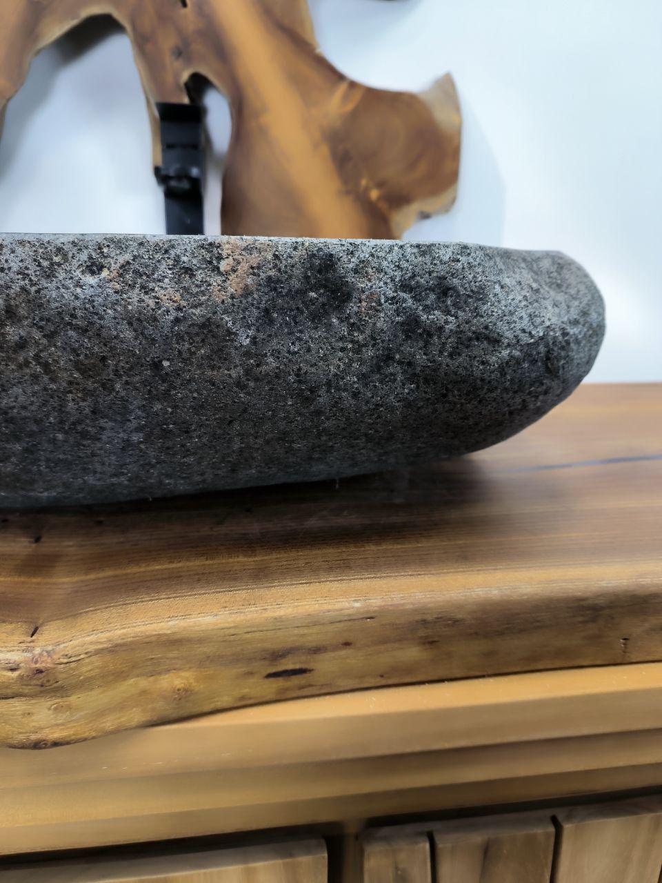Раковина из речного камня RS-66508 60х49х15 из натурального камня
