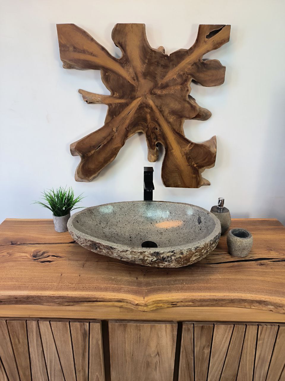 photo_2025-05-16_11-56-34