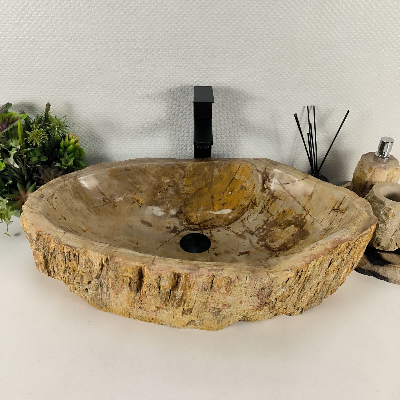 zfytk2zk26vy1n58omzgfwqc1f6mn826